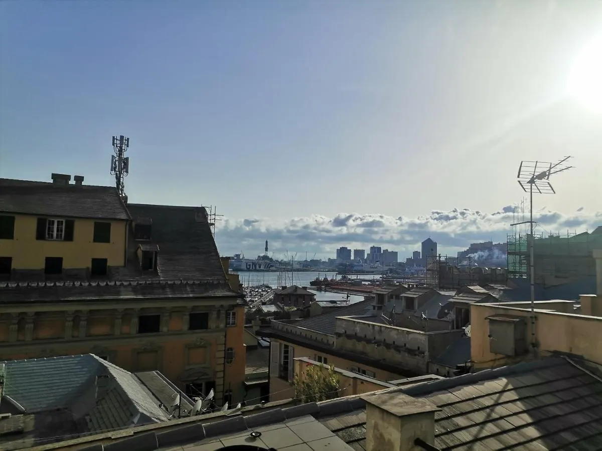 The House On The Roof In Genoa Apartment
